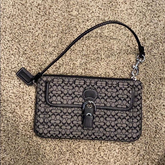 Coach wristlet. Black and gray. - Picture 2 of 7